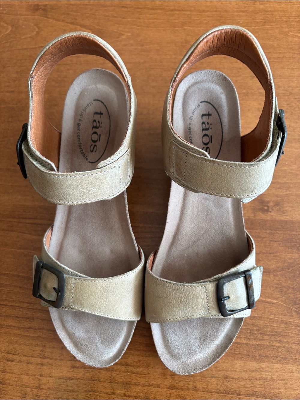 Taos, never worn, women’s sandal, sand color, 2 3/4” platform heel
